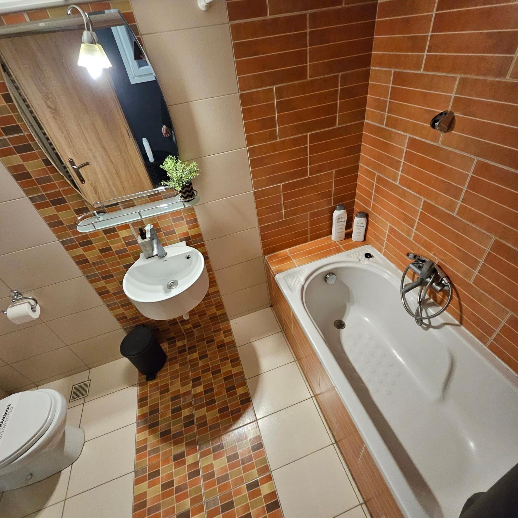 Central 3 Modern Apartment With Free Parking Széresz Kültér fotó